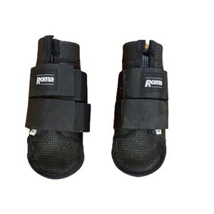 Roma hind jump boots , size S black, double lock Velcro straps, waffle cushion